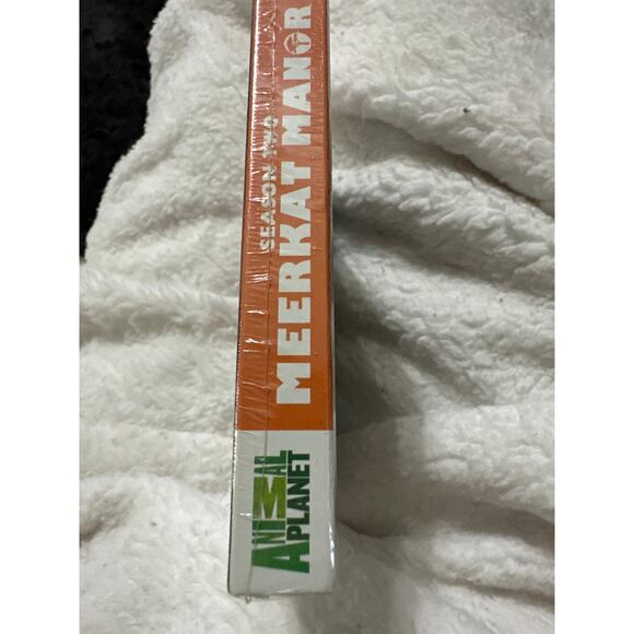 Meerkat Manor 3 DVD set, The story begins, Season two & 3 .Brand new sealed NWT - Picture 10 of 10